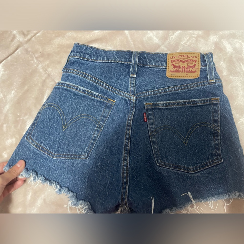 Levi’s 501 - Picture 2 of 2
